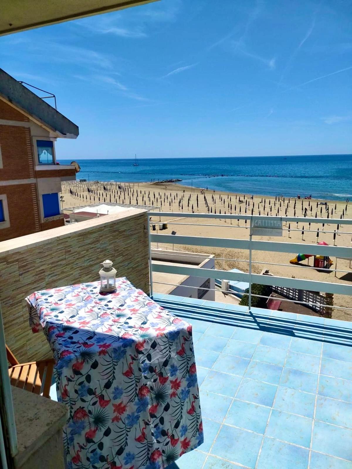 Sinfonia Del Mare Apartment Nettuno Exterior photo